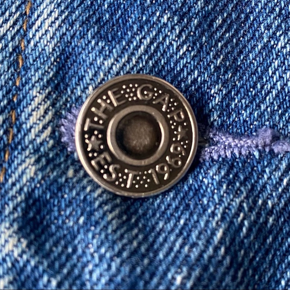 ❗️SOLD❗️GAP Denim Jacket - Picture 6 of 10